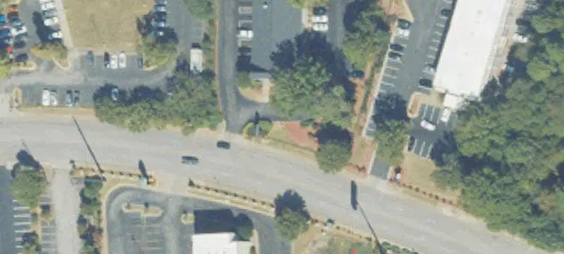 Travelodge Airport-Area Hotel