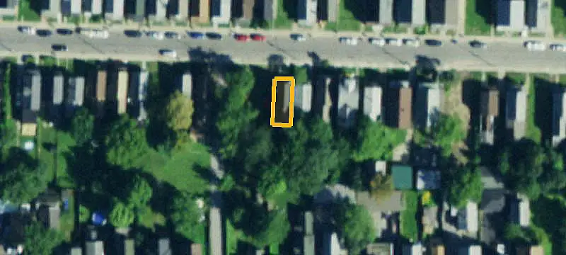 Duplex with Vacant Lower Unit