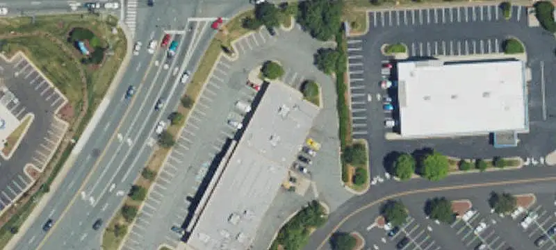 Fully Leased Multi-Tenant Strip Center