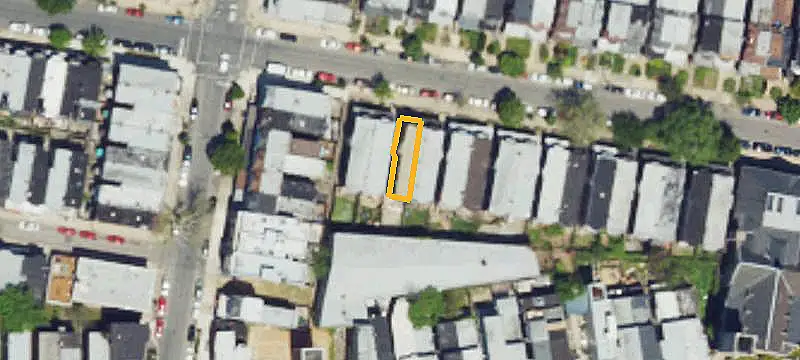 Triplex with Separate Utilities