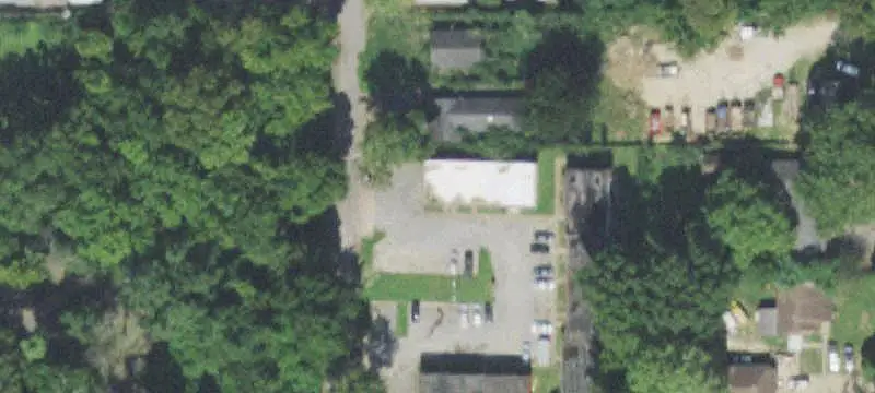 21-Unit Townhome-Style Apartment Building