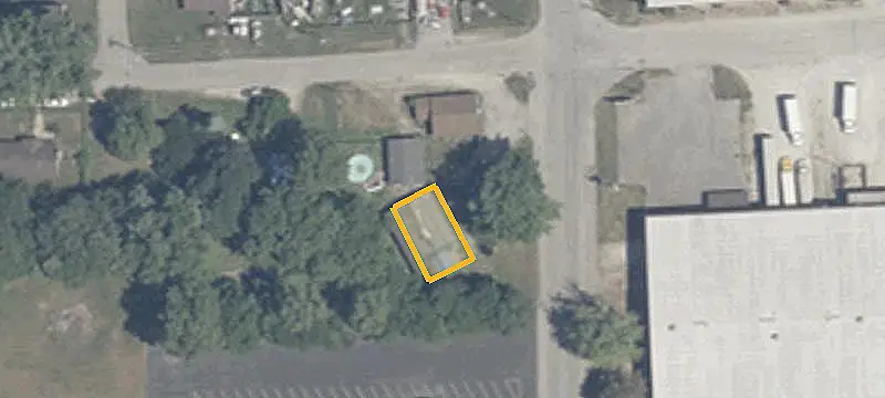 Conventional Restaurant Building
