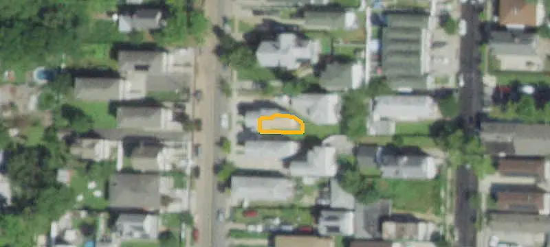 Detached Duplex With Studio Apartment
