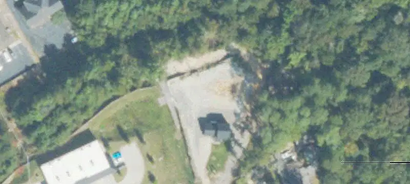 Signalized-Access Commercial Land
