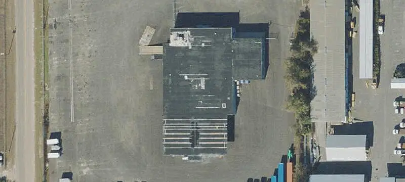 Fenced-Yard Distribution Center