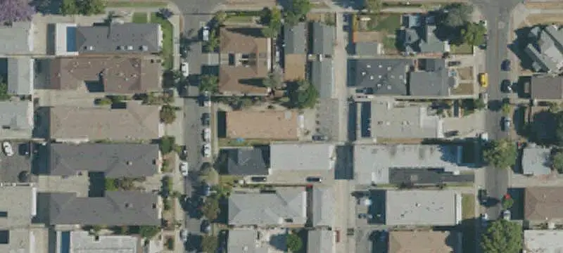 Six-Unit Single-Story Apartment Building