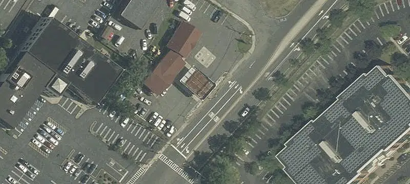 Operating Gas Station with Garage