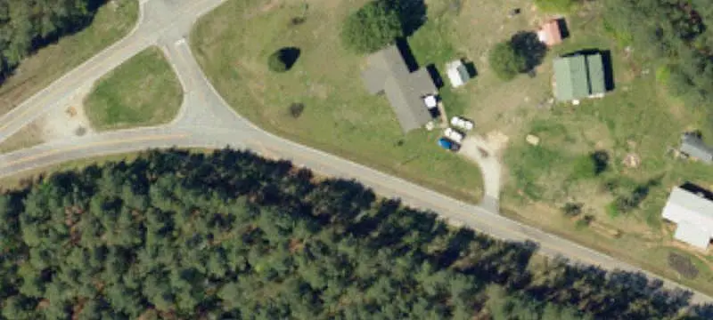 Lots/Land / Acreage