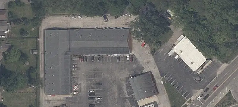 Shopping Center with Freestanding Buildings