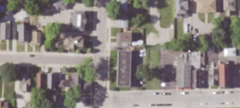 8-Unit Apartment Building