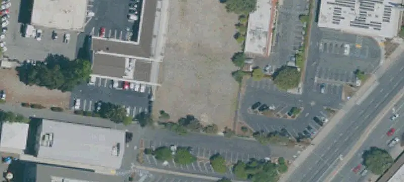 Freestanding Drive-Through Restaurant