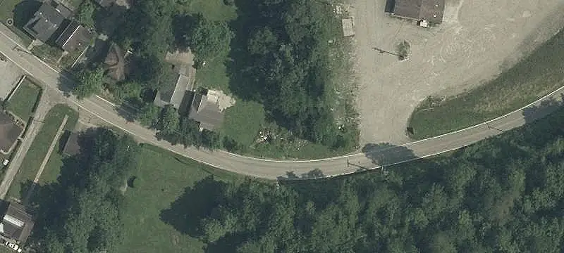 Flex Space with Expansive Land