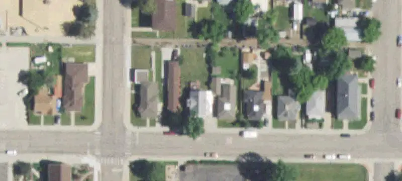 9-Unit Apartment Building