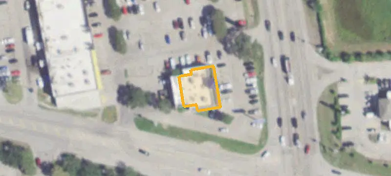 Signalized-Access Shopping Center