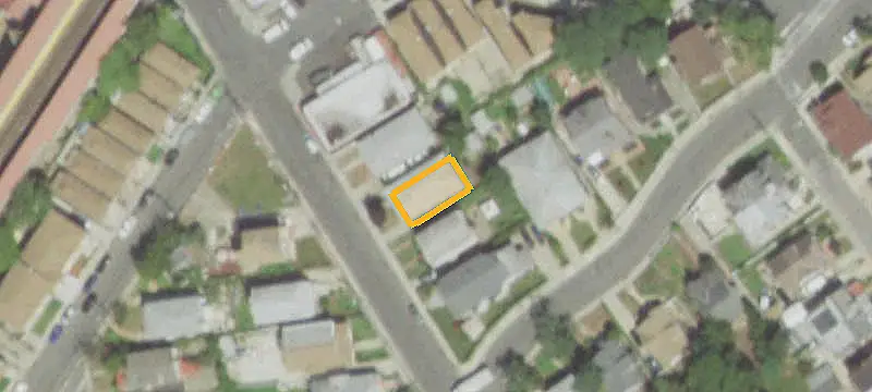 Renovated 7-Bedroom Duplex