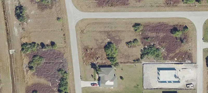 340 Pomona St, Lehigh Acres, FL 33974