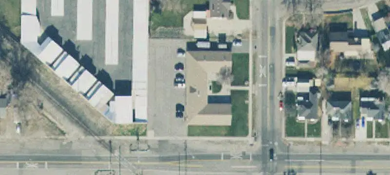 7-Unit Apartment Building