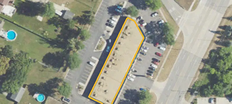 Retail Space at Hard Corner
