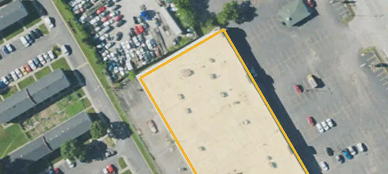 Poplar Plaza Retail Space