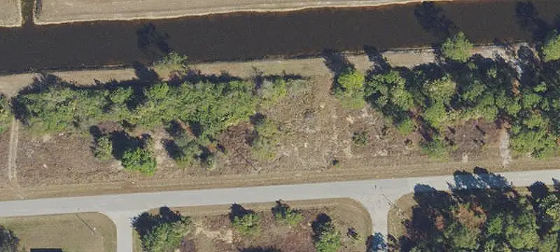 1219 Augusta St E, Lehigh Acres, FL 33974