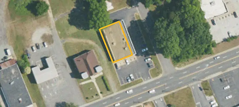 Retail Space with Auto Parts Tenant
