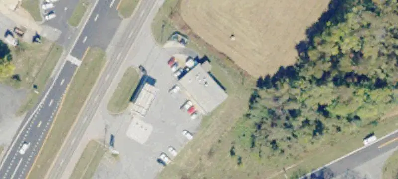 Apple Market Convenience Store
