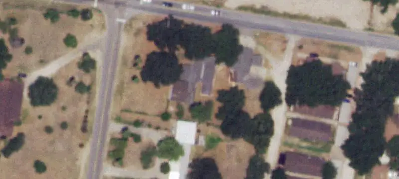 Retail, Land