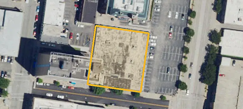 Single-Story Parking Garage