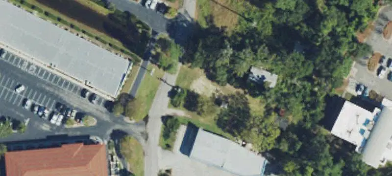 Commercial Land with Workshop