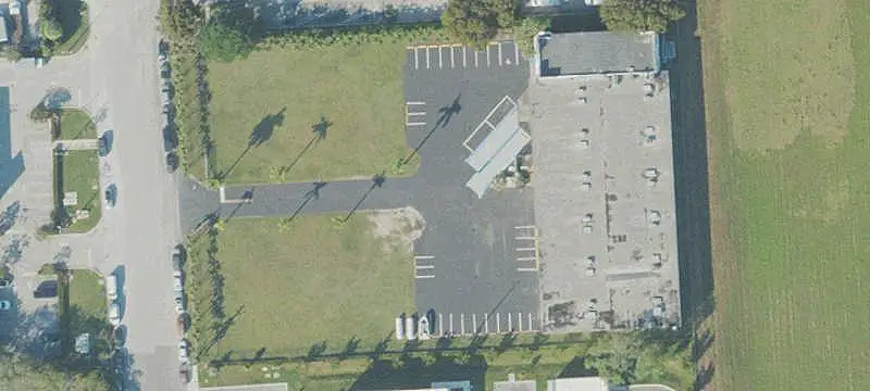 Freestanding 7-Eleven Convenience Store