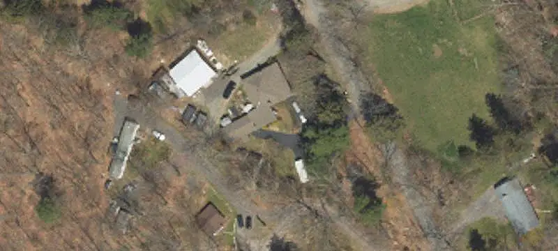 6-Unit Apartment Building