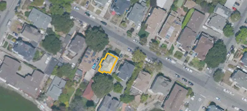 Waterfront Triplex with Yard