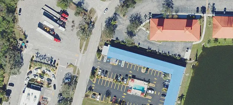 Avis Absolute NNN Retail Property