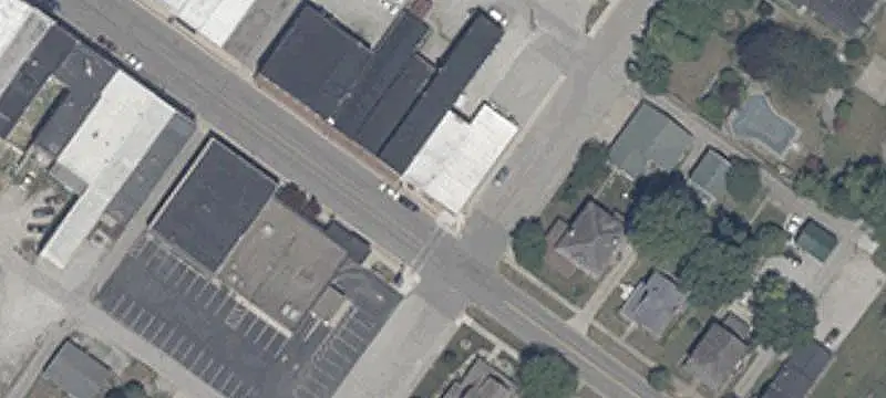 Flexible Storefront Property