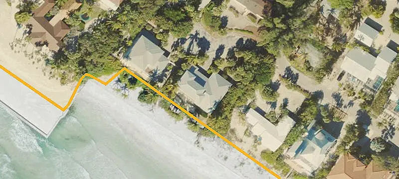 Waterfront Land in Cul-de-Sac