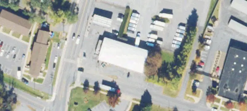 Leased Warehouse With Retail