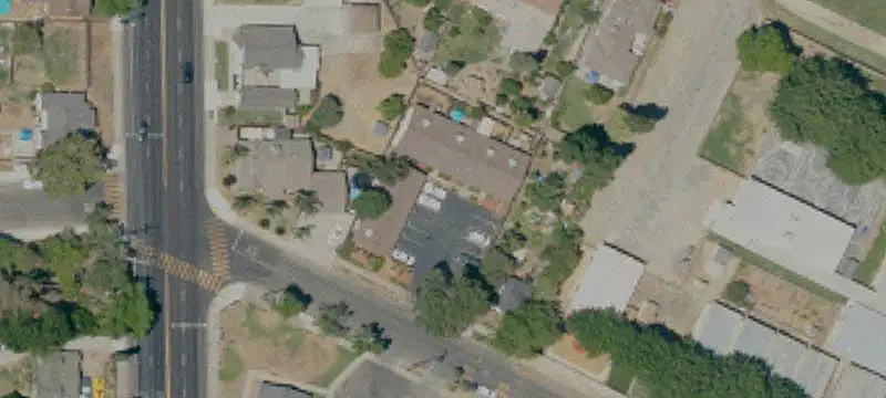 7-Unit Apartment Building