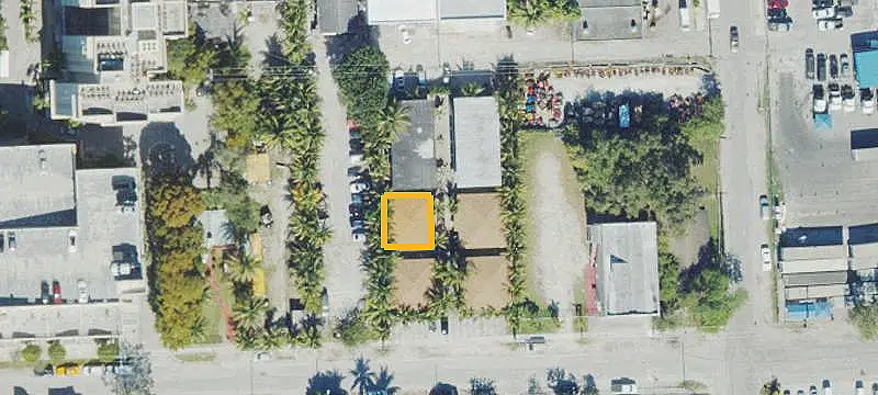 18-Unit Apartment Building