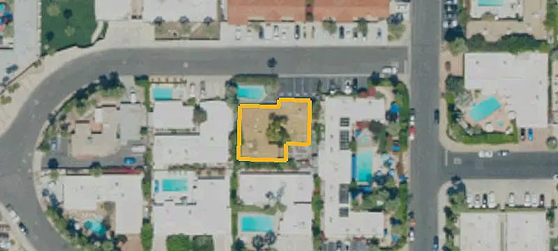 Renovated Quadplex with Pool