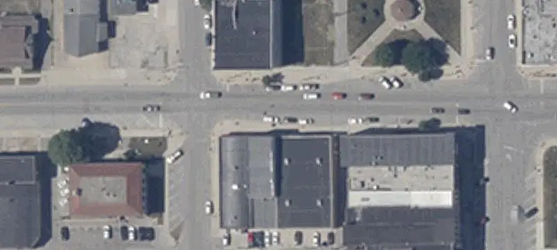 Open-Layout Storefront Space