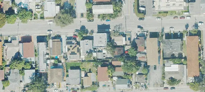 Mixed-Use Apartment Building