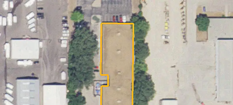 Flex Space with Signage Potential