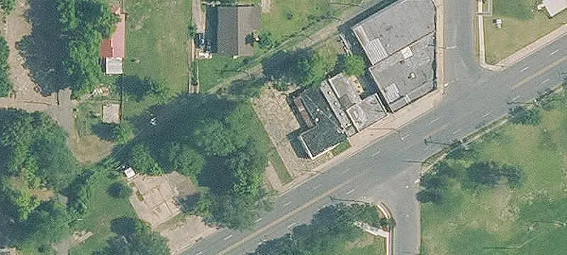 Two-Building Restaurant Property