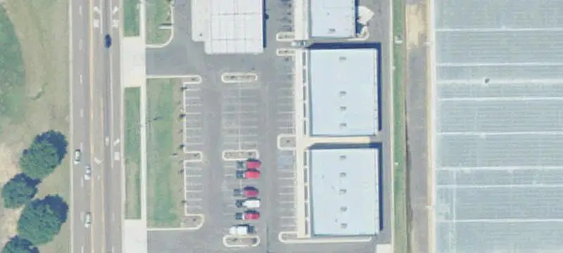 Large Warehouse with Expansion Land
