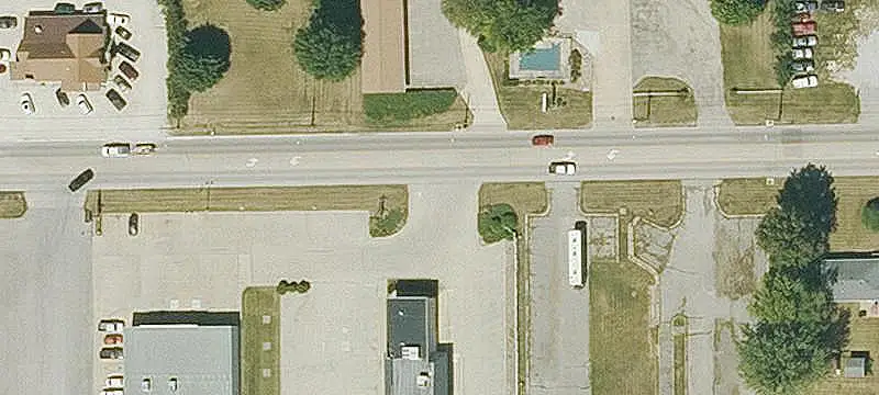 Retail Space with Ample Parking