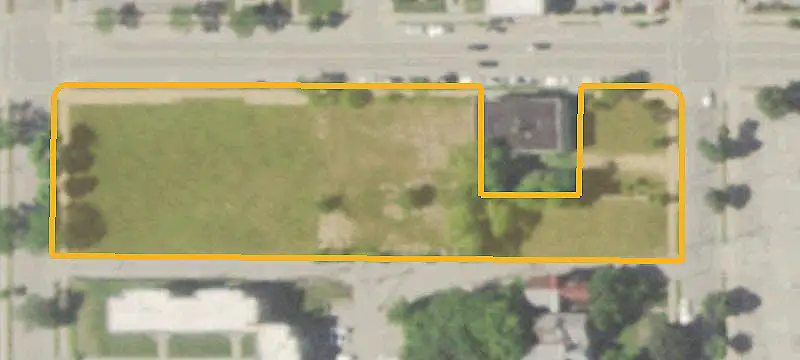 Commercial Land Near University
