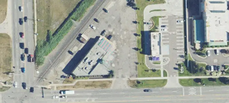 Freestanding Storefront Property