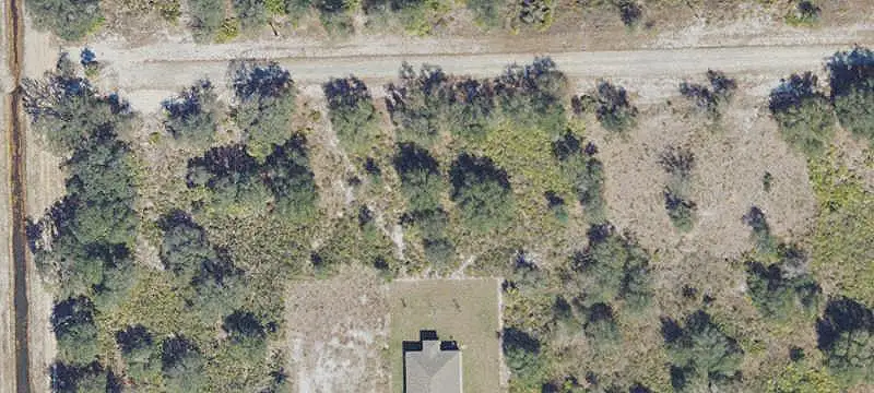2521 72nd St W, Lehigh Acres, FL 33971