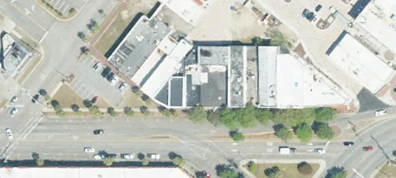 Furnished Retail Space