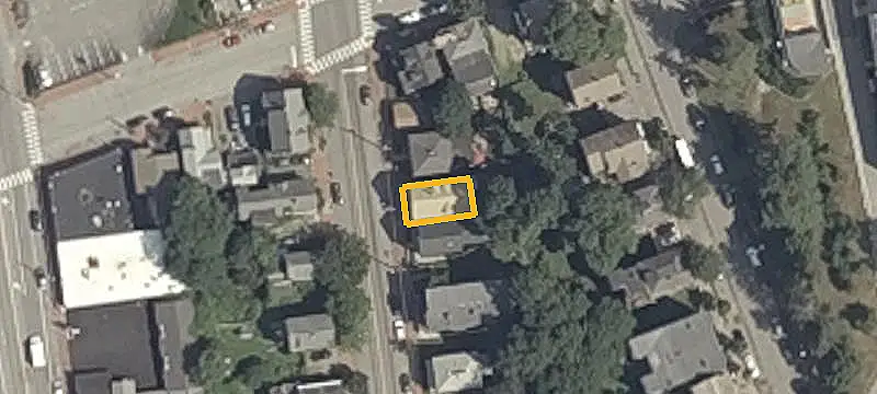 Updated Four-Unit Apartment Building